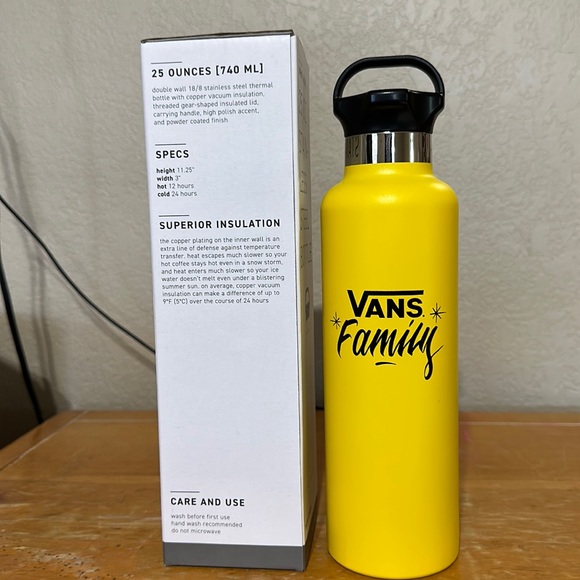 Vans Family Ascent H2go insulated water bottle 25 oz - Picture 2 of 7